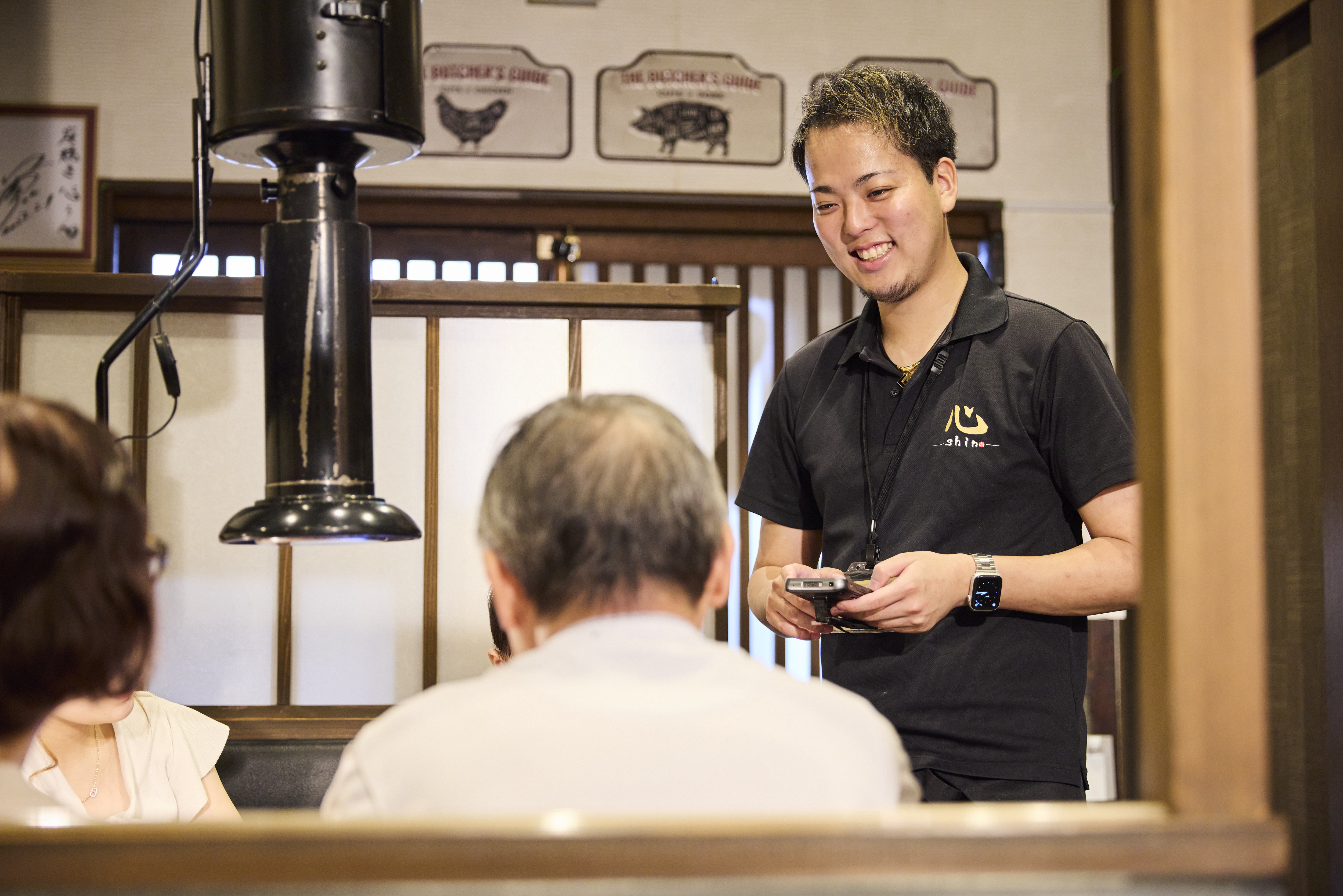 ​​​​​​​未経験の方でも大歓迎です。あなたの笑顔と情熱で、お客様に特別な時間を提供しませんか？